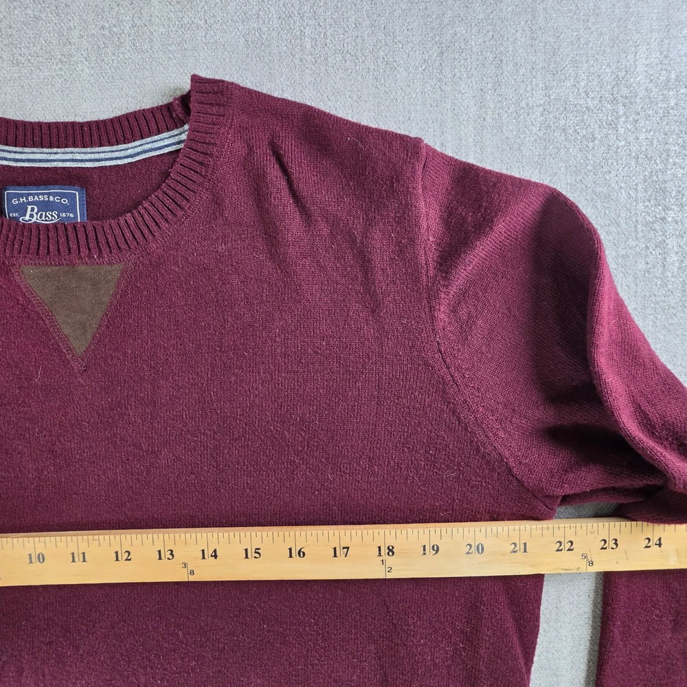 G.H. Bass & Co. Sweater Mens Medium Burgundy Crewneck Cotton Blend Faux Suede V - Picture 5 of 16
